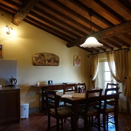 Borgo Di Colleoli Resort