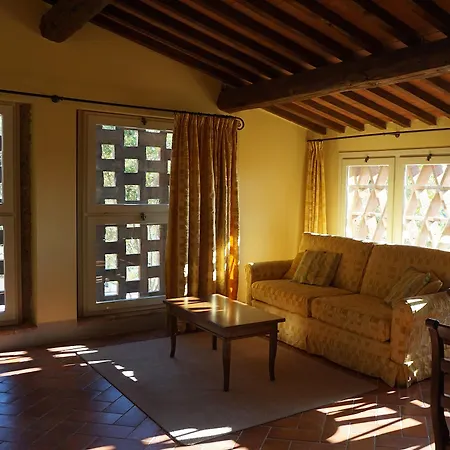Borgo Di Colleoli Resort *