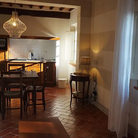 Borgo Di Colleoli * Palaia