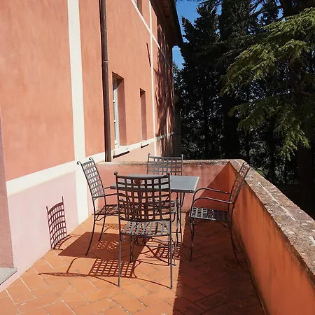 Borgo Di Colleoli Resort *